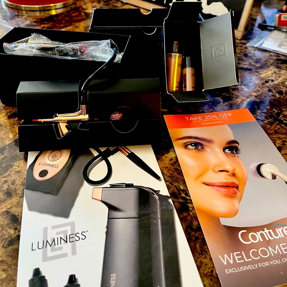 Luminess airbrush spray makeup